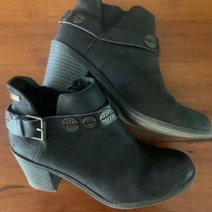 Roxy Booties
